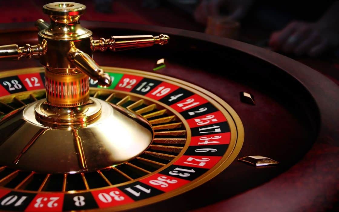 Để chơi Roulette hiệu quả thì bạn sẽ cần nắm chắc cách chơi và mẹo khi chơi